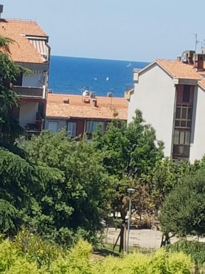 Apartment Mit Balkon Poreč Exterior foto