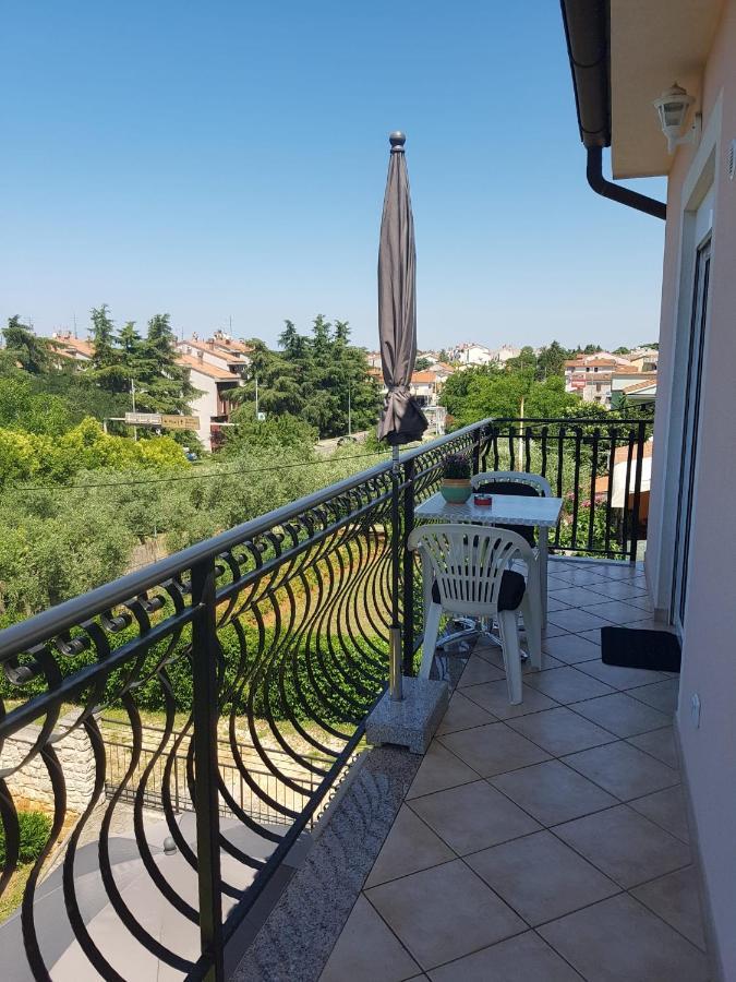Apartment Mit Balkon Poreč Exterior foto